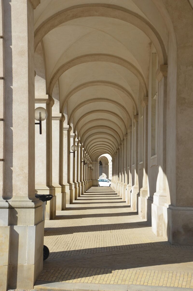 Fra subtilt til iøynefallende: Halskjeder som forvandler stilen